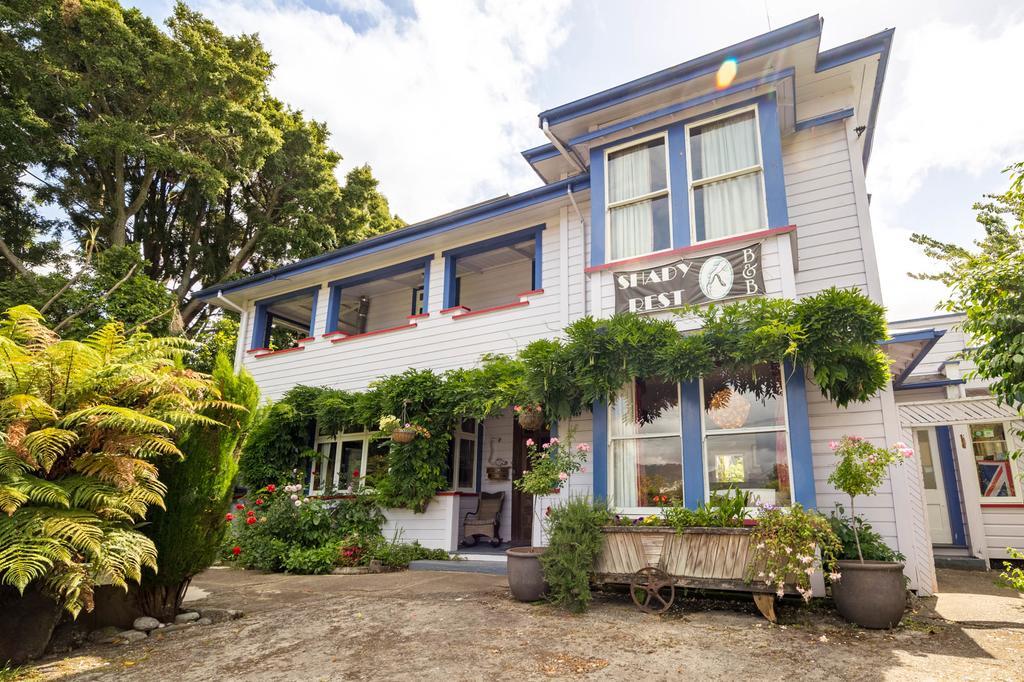 Shady Rest Bed & Breakfast Такака Екстериор снимка